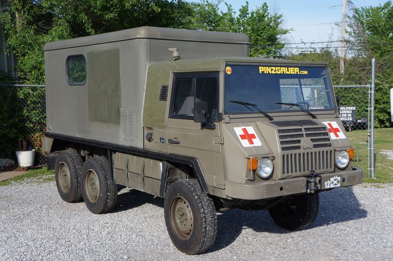718 Ambulance from Austrian Army
2.3L 6 Cyl Turbo  ..